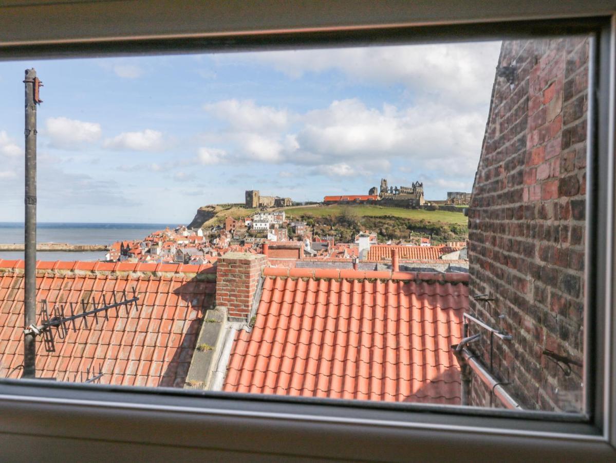 1 Burns Yard Whitby Exterior foto